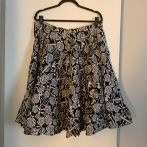 Hell Bunny Goth/Pin-up skirt